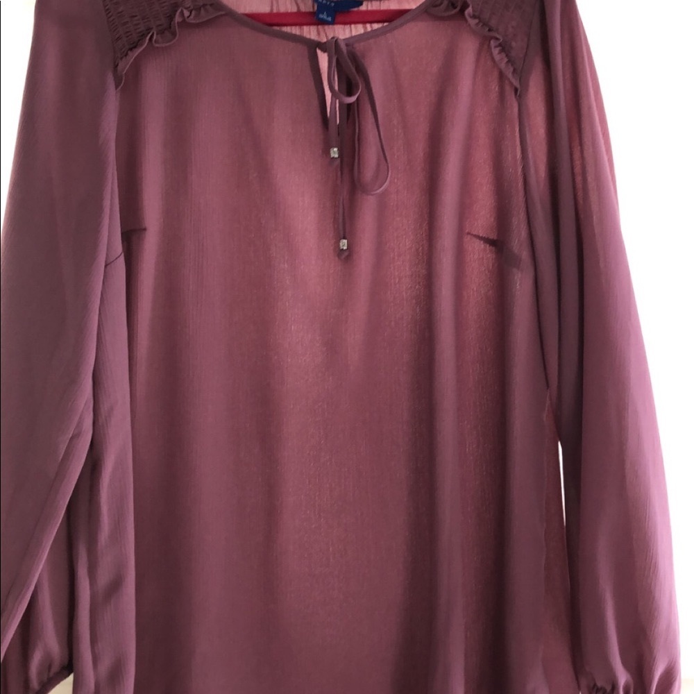 Long sleeve women’s top